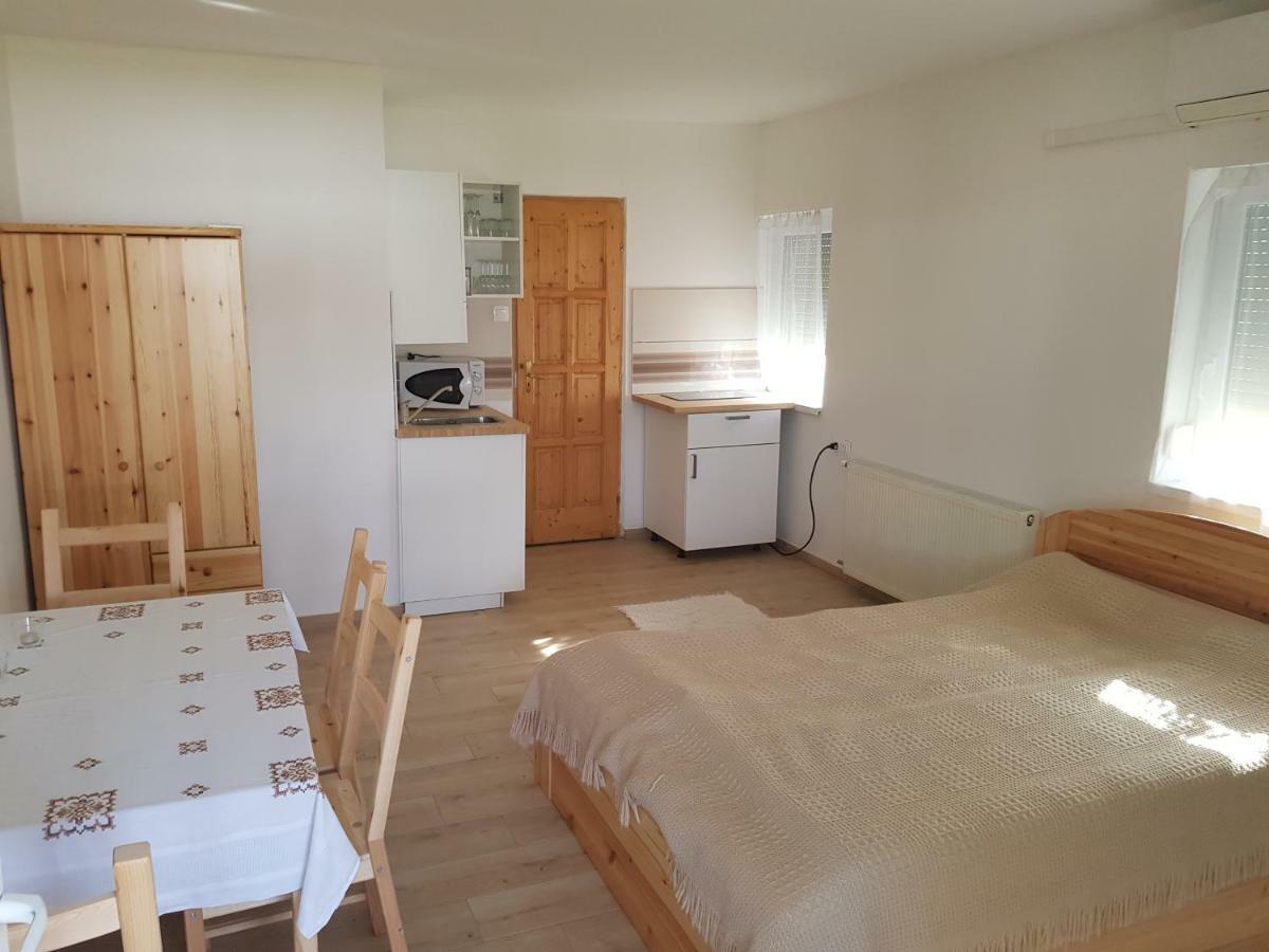 Pagrepe Apartman บาลาตอนวีลาโกช ภายนอก รูปภาพ